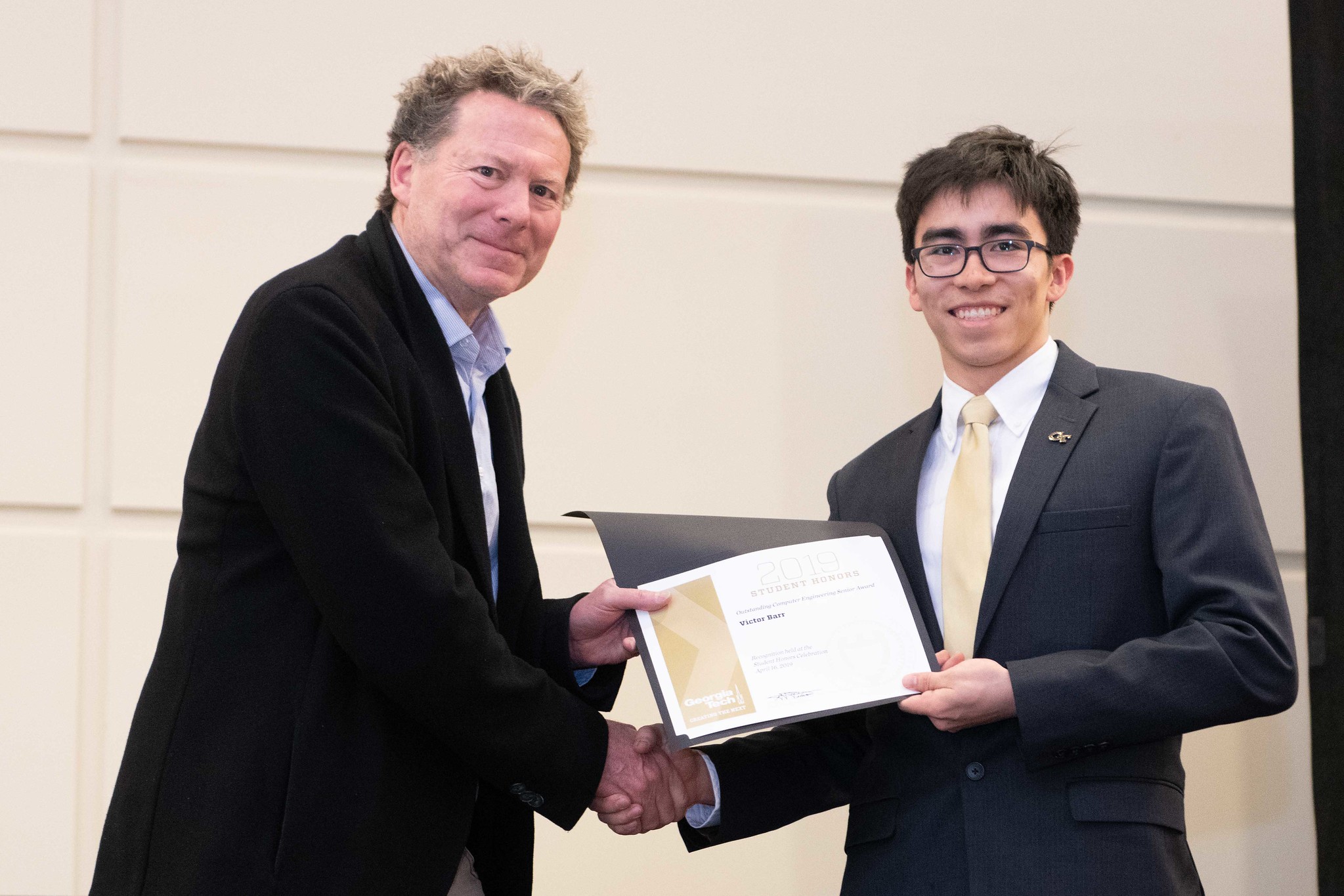 Victor Barr (right) with CoE Associate Dean Laurence Jacobs